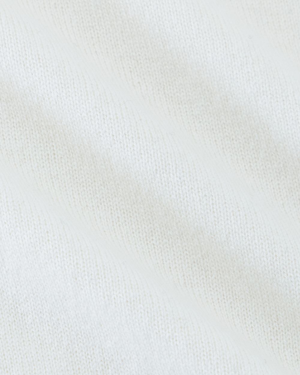 بلوفر صوف ميرينو هاي نيك - أبيض كريمي