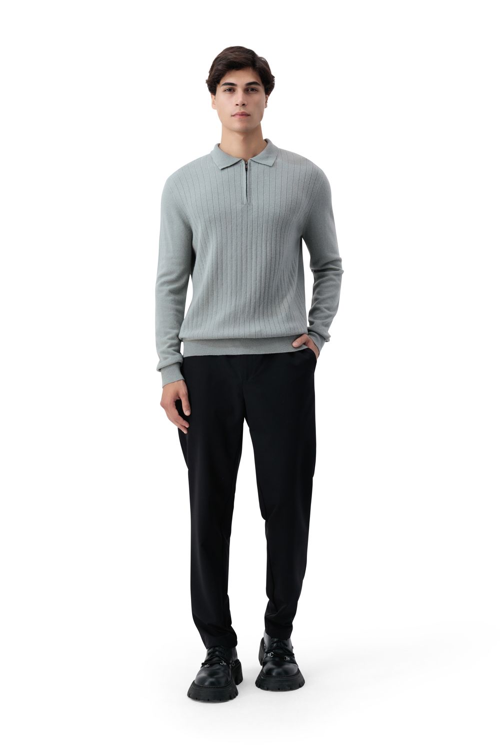 بنطلون نايلون ناعم - أسود فحمي