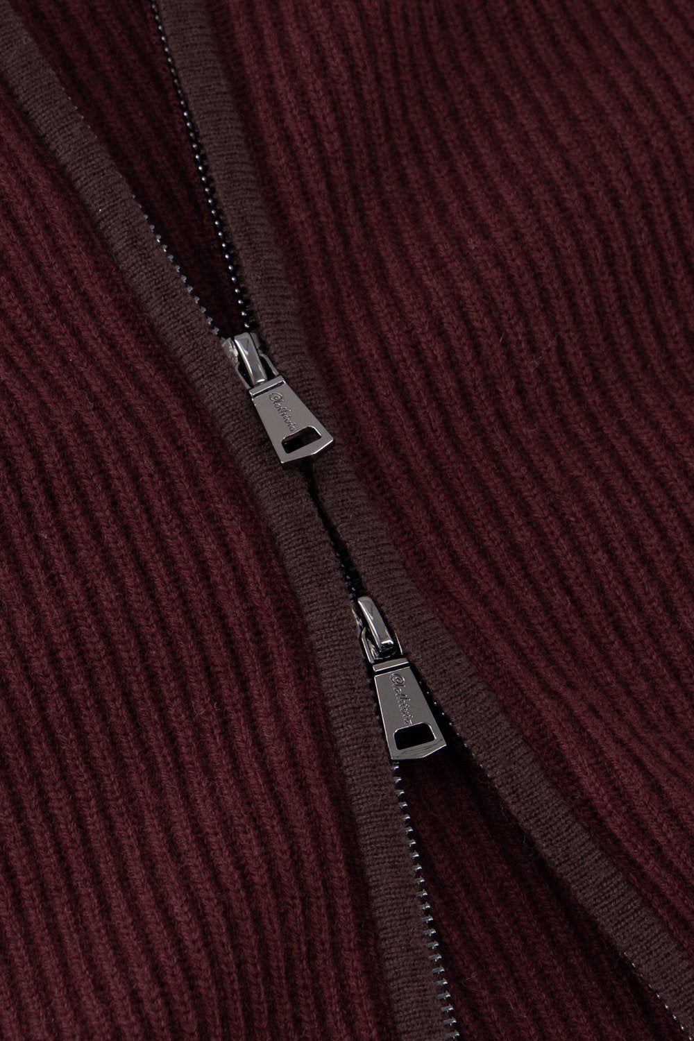 بلوفر صوف ميرينو بسحاب كامل - بني كستنائي