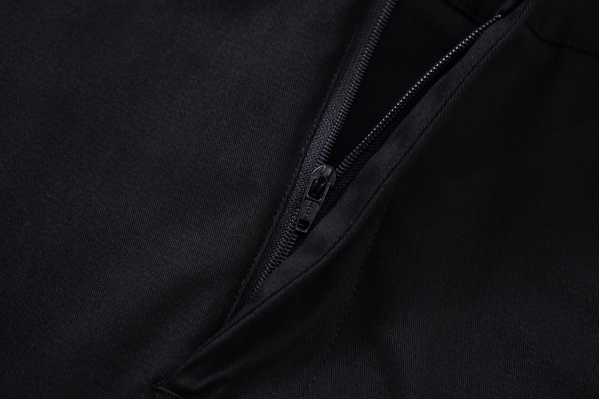 Chino Short-Black × polo shirt -Beige — Combo Look