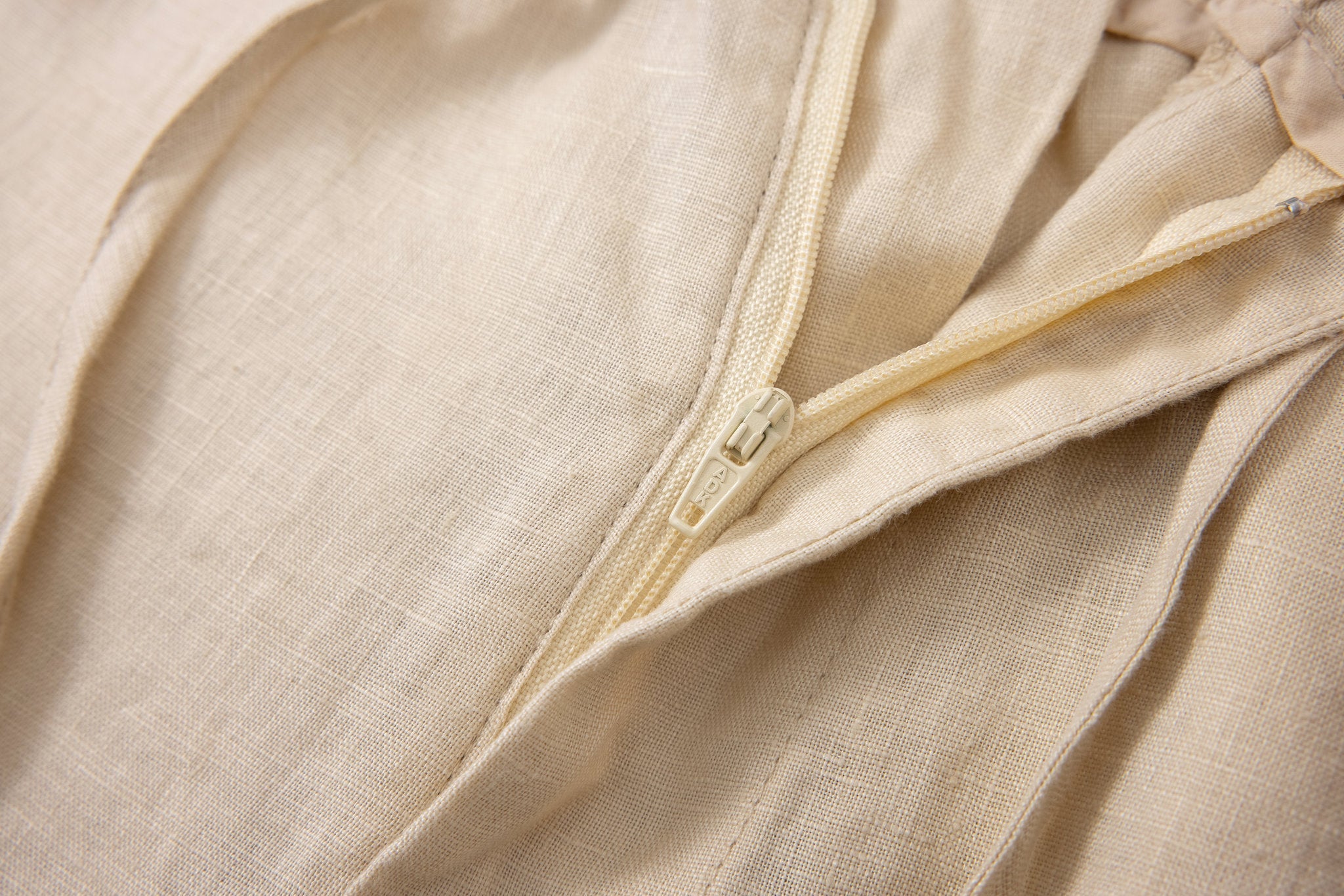 Linen Short-Beige × Linen Short Sleeves-White — Combo Look
